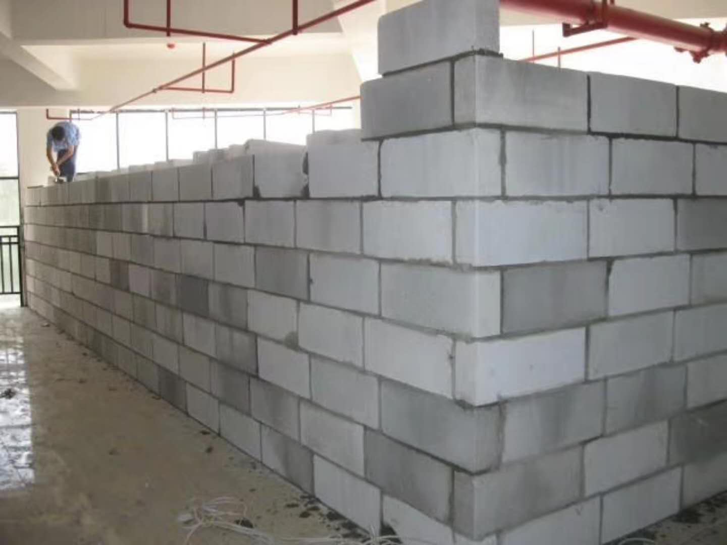 黄埔蒸压加气混凝土砌块承重墙静力和抗震性能的研究